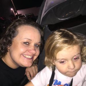 Meet your Posher, Stephanie